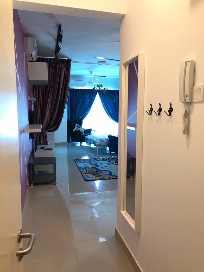 Galleria Equine Park Seri Kembangan Bagian luar foto